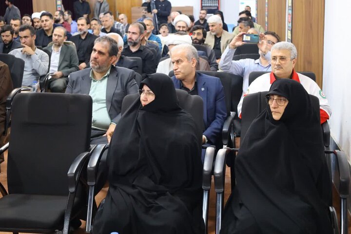 تصاویر/  همایش تجلیل از فاتحان جنگ تحمیلی سوم (جنگ رمضان) با حضور نماینده ولی فقیه در مازندران