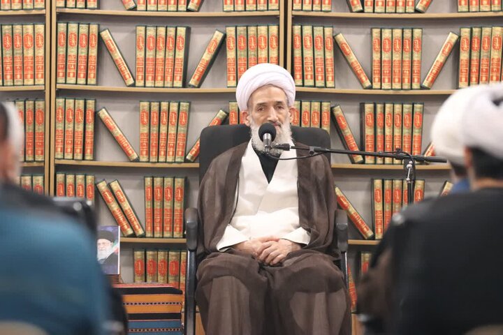 تصاویر/  همایش تجلیل از فاتحان جنگ تحمیلی سوم (جنگ رمضان) با حضور نماینده ولی فقیه در مازندران