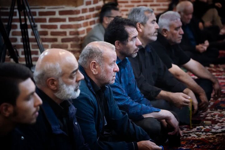 تصاویر/ سخنرانی امام جمعه اردبیل در شب دوم محرم ۱۴۰۵