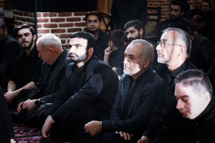 تصاویر/ سخنرانی امام جمعه اردبیل در شب دوم محرم ۱۴۰۵