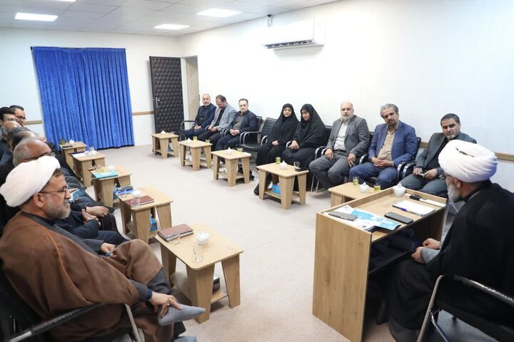 تصاویر/ دیدار نماینده ولی‌فقیه در استان سمنان با اعضای بسیج اساتید استان سمنان
