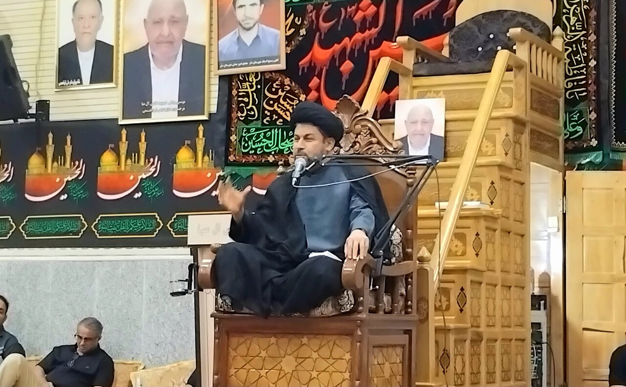 محبان امام حسین(ع) به محبت الهی متصل‌اند