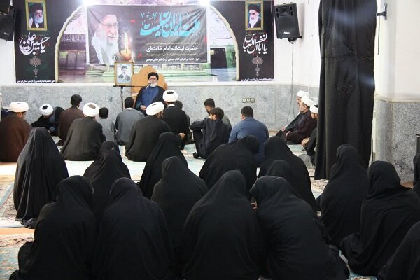 اختتامیه سال تحصیلی ۱۴۰۵-۱۴۰۴ حوزه علمیه امام خمینی(ره) هرسین برگزار شد+ عکس