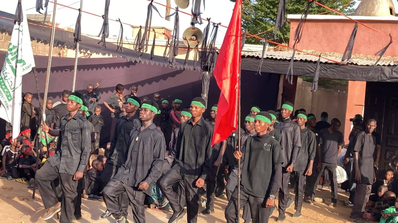 An Fara Zaman Juyayin Ashura da Sauya Tutar Makoki a Sassa Daban-daban na Najeriya