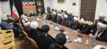 تصاویر / نشست امام جمعه آبیک با ائمه جماعات مساجد شهرستان