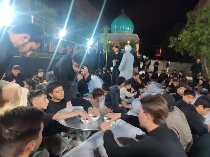 تصاویر/ اقامه عزای حسینی در مدرسه علمیه قروه