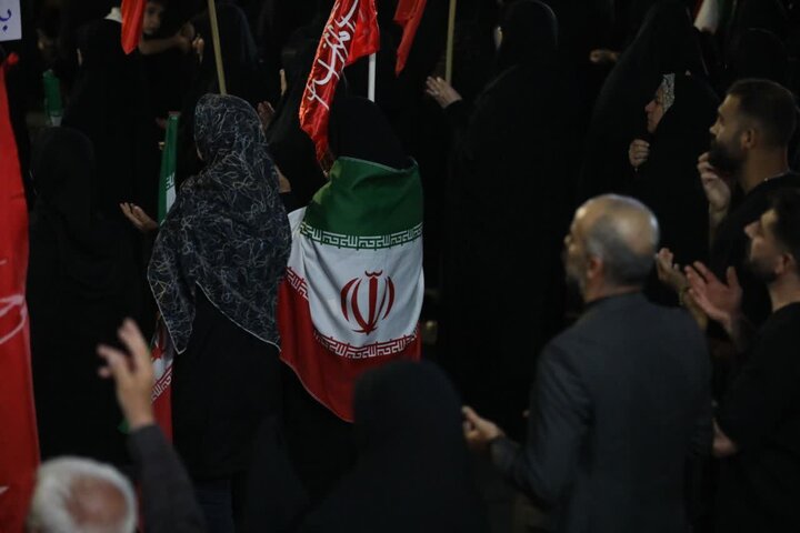 تصاویر/ یکصدو نهمین شب ،تبلور حماسه حضور و ایستادگی مردم ولایتمدار و غیور ارومیه در میدان ولایت فقیه