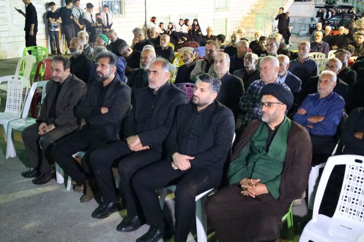 تصاویر/ یادواره 22 شهید در روستای امره ساری با حضور نماینده ولی فقیه در مازندران