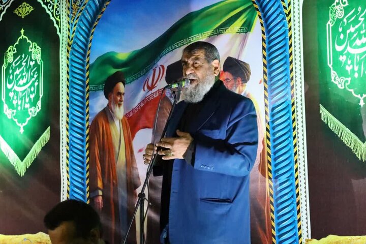 تصاویر/ یادواره 22 شهید در روستای امره ساری با حضور نماینده ولی فقیه در مازندران
