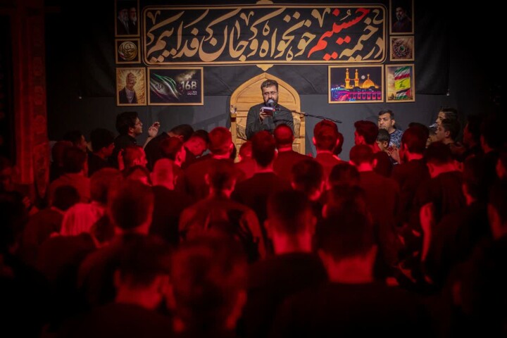 تصاویر| شب سوم مراسم عزاداری محرم رهپویان وصال