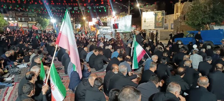 تصاویر/راهپیمایی و تجمع حماسی عزاداران حسینی و هیئت های مذهبی در ساوه