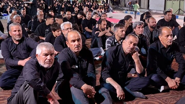 تصاویر/تجلی شور و ارادت در شب سوم محرم ۱۴۰۵ در کارچان