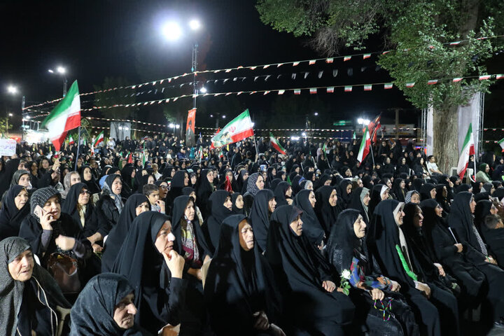 تصاویر/برگزاری مراسم گرامیداشت اولین سالگرد شهدای جنگ 12 روزه در خمین