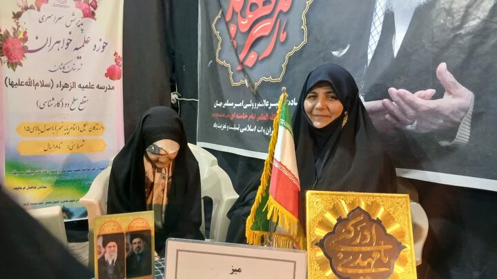 تصاویر/ فعالیت فرهنگی و تبلیغی موکب مدارس علمیه آیت اللّه اعتمادی در یکصد و دهمین تجمعات شبانه