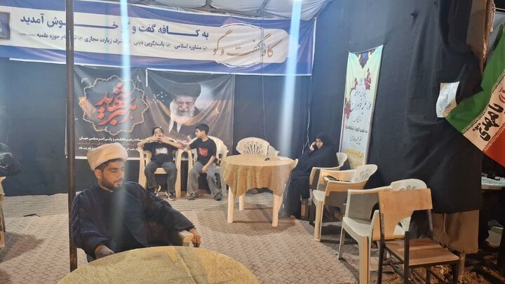 تصاویر/ فعالیت فرهنگی و تبلیغی موکب مدارس علمیه آیت اللّه اعتمادی در یکصد و دهمین تجمعات شبانه
