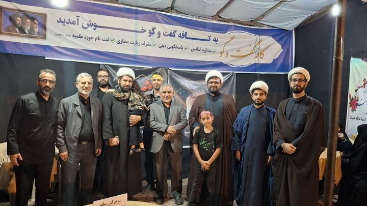 تصاویر/ فعالیت فرهنگی و تبلیغی موکب مدارس علمیه آیت اللّه اعتمادی در یکصد و دهمین تجمعات شبانه