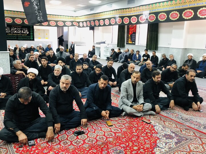 تصاویر / برگزاری مراسم روضه در دفتر امام جمعه ملایر