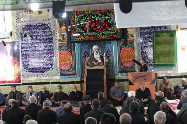تصاویر/ بزرگداشت معلم اخلاق، مرحوم حاج اسماعیل احمدی نیا در بهشهر، با حضور نماینده ولی فقیه در مازندران
