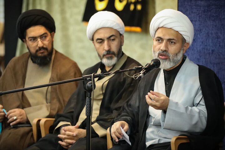 تصاویر / دیدار خطبای شهر قزوین با نماینده ولی فقیه در استان وامام جمعه قزوین