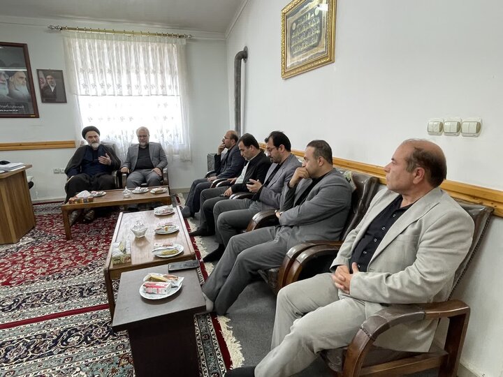 تصاویر/ دیدار اصحاب رسانه و فعالان فرهنگی استان با امام جمعه نوشهر