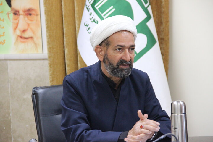 تصاویر / نشست مدیر حوزه علمیه استان قزوین با مدیران ومعاونین مدارس علمیه قزوین