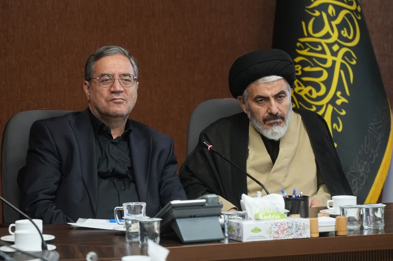 تأکید استاندار آذربایجان‌غربی بر بسیج تمامی امکانات برای حضور حماسی مردم در مراسم تشییع رهبر شهید