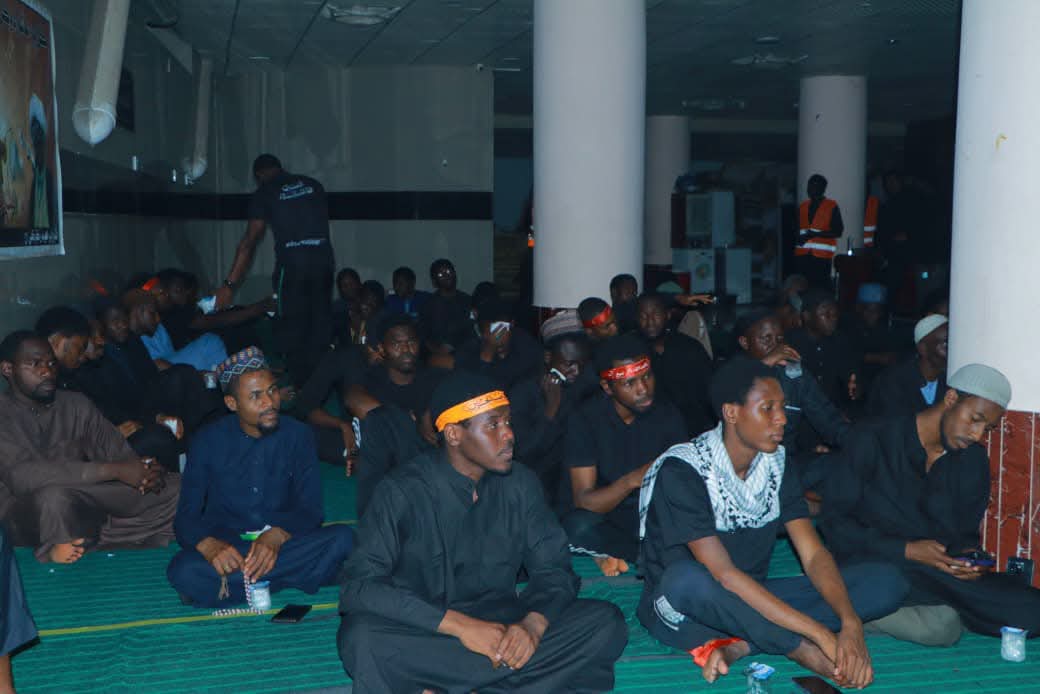 Daliban Sheikh Ibraheem Zakzaky (H) Dake Biranen Karbala Da Najaf Sun Ci Gaba Da Gudanar Da Zaman Juyayin Ashura