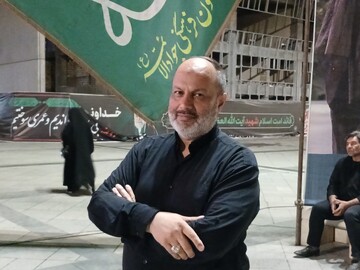 برگزاری مراسم دهه اول محرم با محوریت روضه، حماسه و معرفت در میدان شهدای مشهد+تصاویر