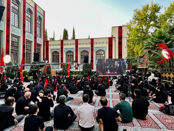 تصاویر/ موزه ملی ملک؛ میزبان آیین‌های عاشورایی برای نسل آینده