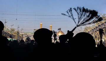 تصاویر/ آغاز حرکت دسته های عزاداری در بین الحرمین کربلا با آغاز ماه محرم