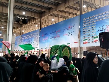 تصاویر/ همایش جهانی شیرخوارگان حسینی ( ع ) در سمنان