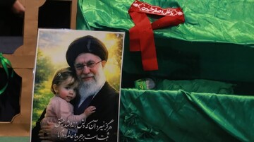فیلم| همایش شیرخوارگان حسینی در شهر سیمرغ