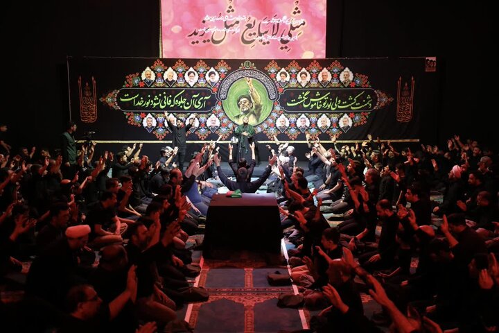 تصاویر/مراسم سوگواری شب چهارم محرم در مصلی ارومیه
