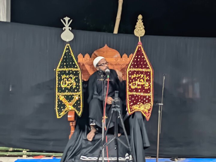 নড়াইলের হোসাইনিয়্যা ইমাম বাড়িতে তৃতীয়  মহররমের মজলিস অনুষ্ঠিত | ছবি