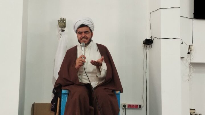 تصاویر/ حضور امام جمعه شهرستان باروق در جمع مردم روستای زاغه