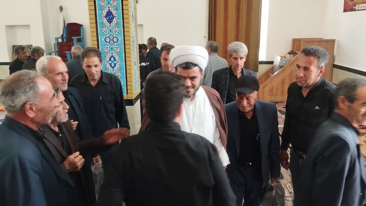 تصاویر/ حضور امام جمعه شهرستان باروق در جمع مردم روستای زاغه