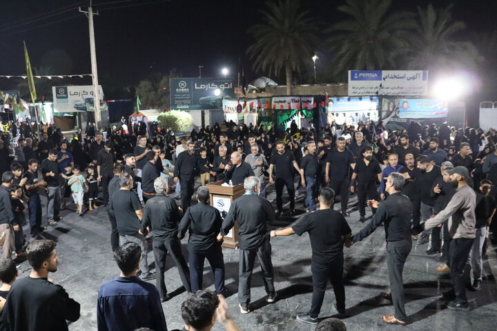 تصاویر/ عزاداری شب چهارم محرم در بندر دیّر