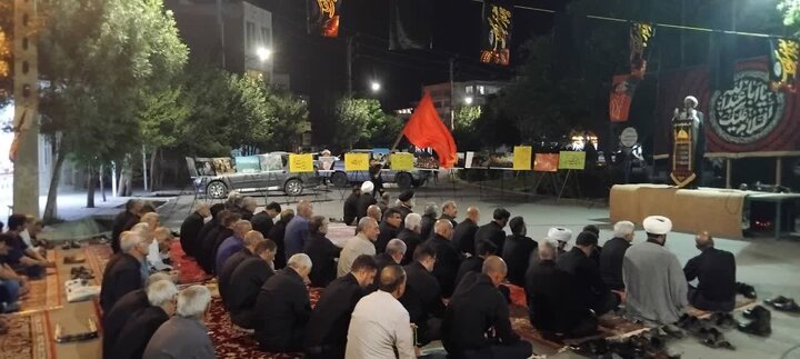 اقامه عزای امام حسین علیه السلام در ایوان