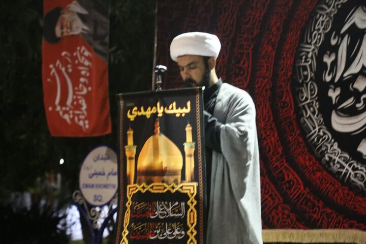 اقامه عزای امام حسین علیه السلام در ایوان
