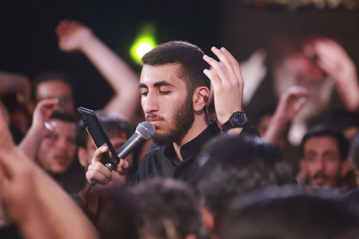تصاویر |عزاداری شب چهارم محرم امامزاده شاه‌میرحمزه اصفهان