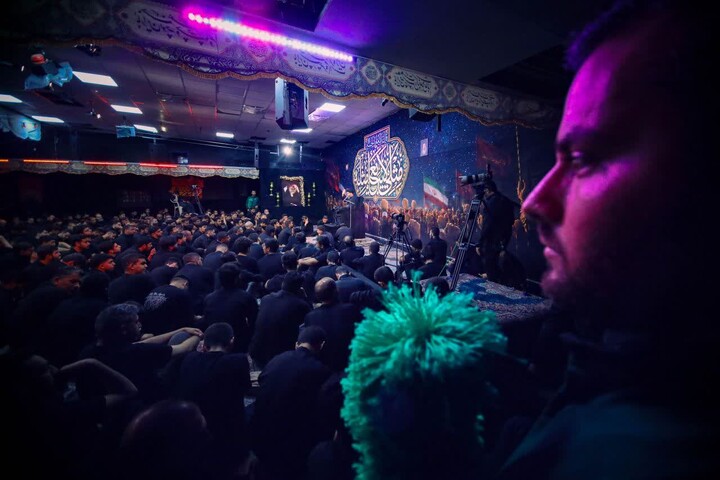 تصاویر |عزاداری شب چهارم محرم امامزاده شاه‌میرحمزه اصفهان