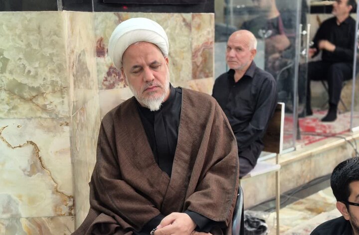 تصاویر/مراسم پرفیض دعای ندبه در امامزاده اسحاق ساوه