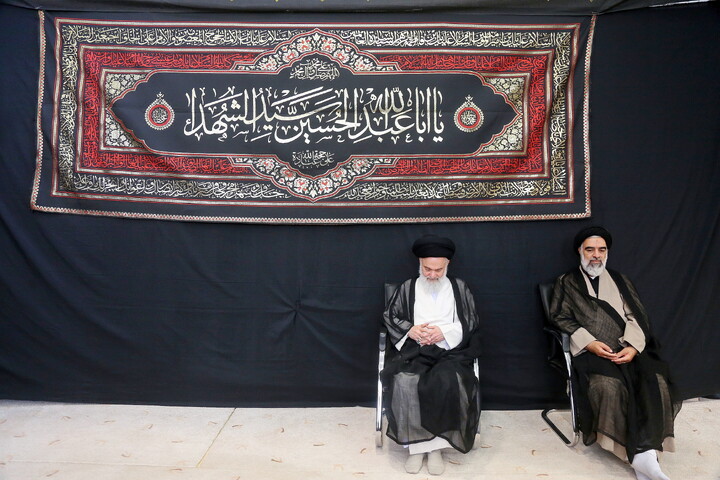 تصاویر/ مراسم عزاداری روز چهارم محرم در دفتر آیت الله العظمی نوری همدانی