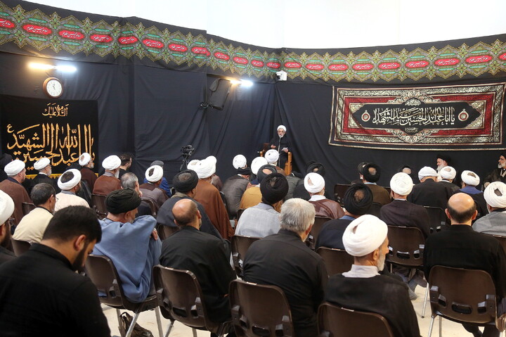 تصاویر/ مراسم عزاداری روز چهارم محرم در دفتر آیت الله العظمی نوری همدانی