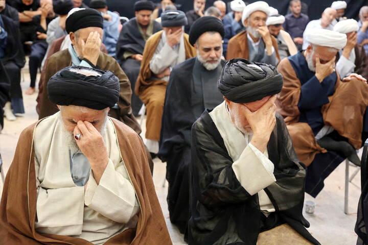 تصاویر/ مراسم عزاداری روز چهارم محرم در دفتر آیت الله العظمی نوری همدانی