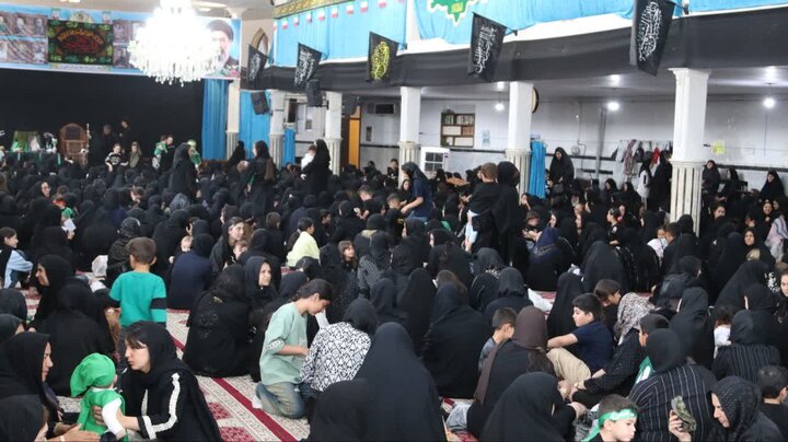 تصاویر/ مراسم شیرخوارگان حسینی در شاهین دژ