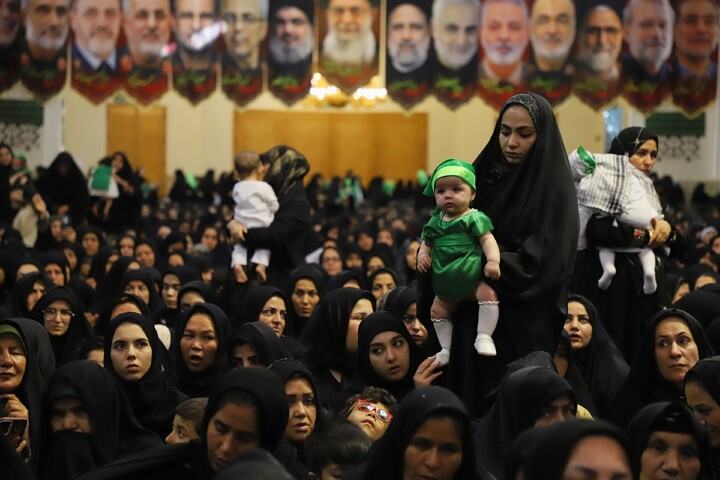 مراسم شیرخوارگان حسینی