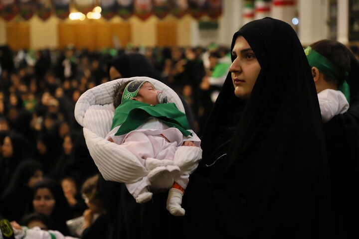 مراسم شیرخوارگان حسینی