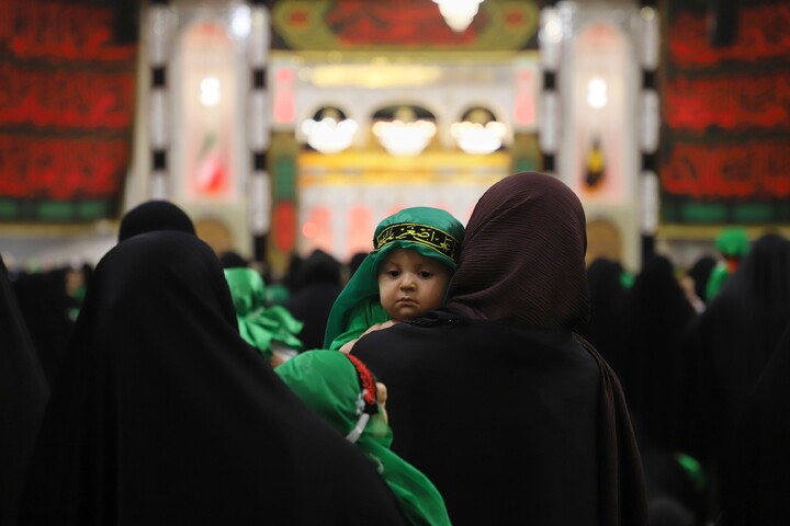 مراسم شیرخوارگان حسینی