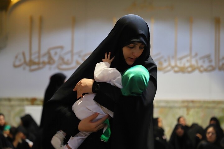 مراسم شیرخوارگان حسینی
